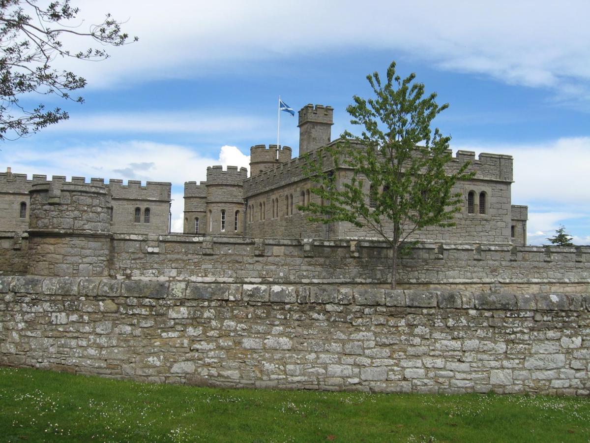 Meadhon Guest House Jedburgh Exterior foto